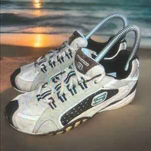 Skechers Sport (11285) Athletic Rare Women Size 6 Rare Garden Gym Shoes Sneaker